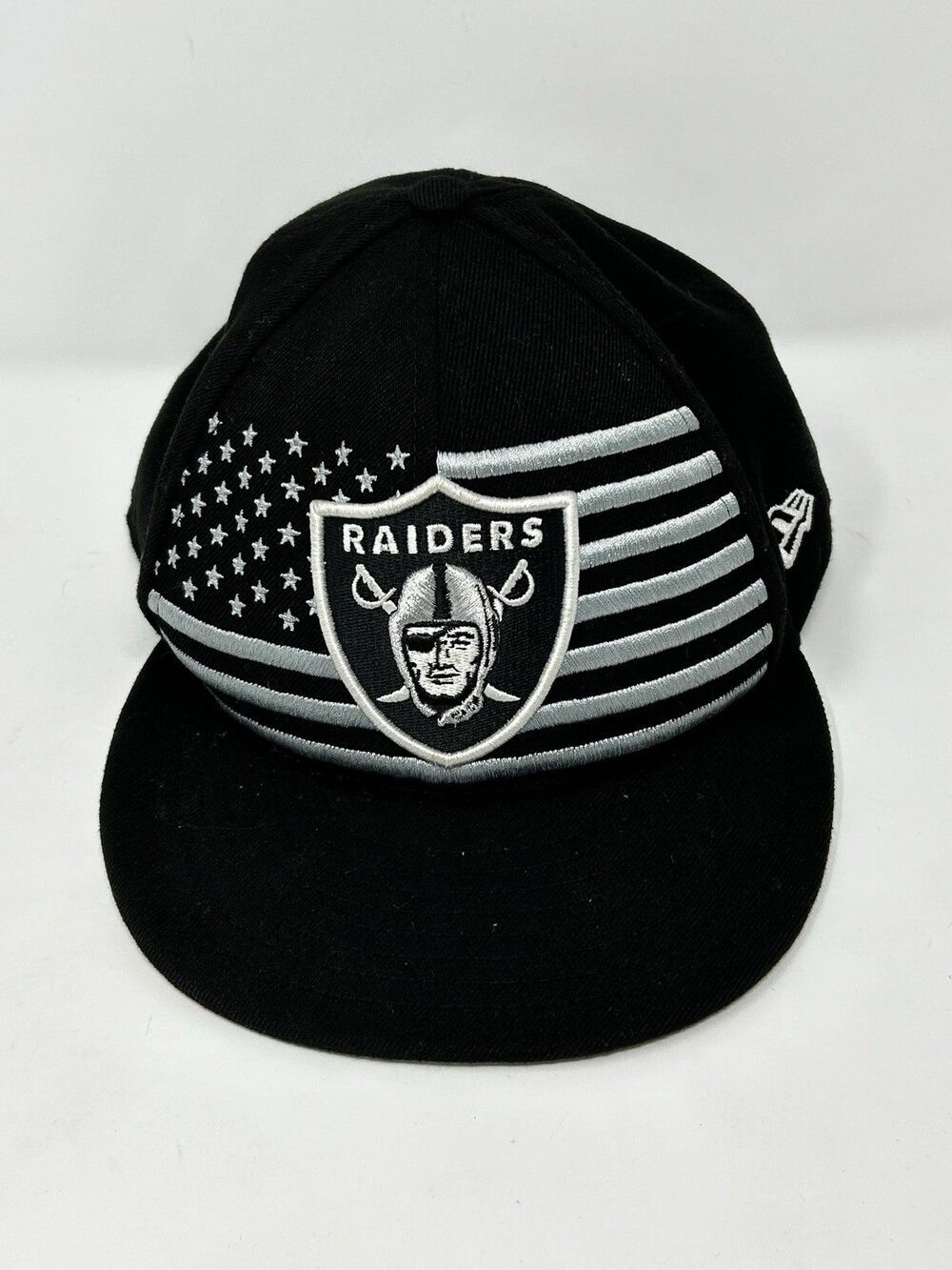 New Era 59FIFTY Raiders American Flag Fitted Hat Black White Size 7 3/4 NFL